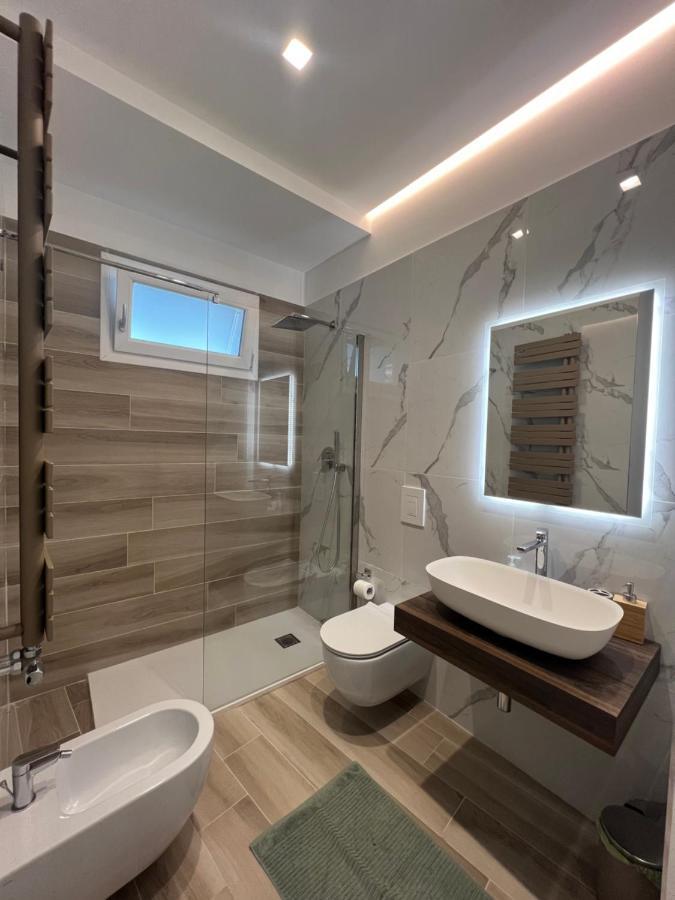 Tulip Luxury Howme Bari Bagian luar foto